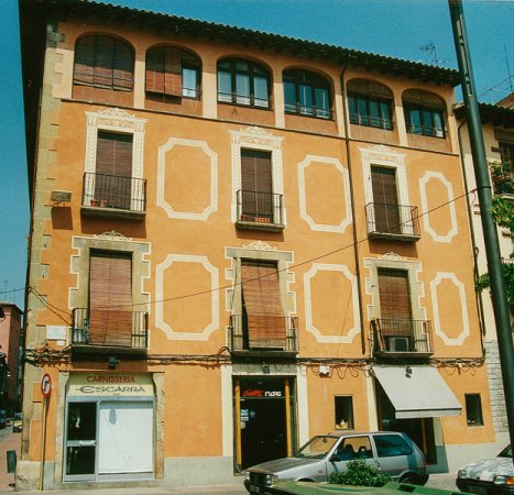 Estuco de cal esgrafiado